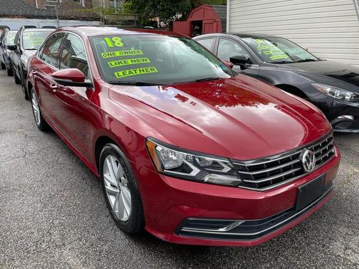 Burgundy 2018 Volkswagen Passat SE