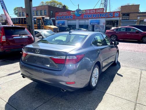 2015 Lexus ES 350 Crafted Line