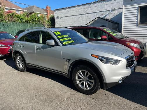 Liquid Platinum 2014 INFINITI QX70 Base