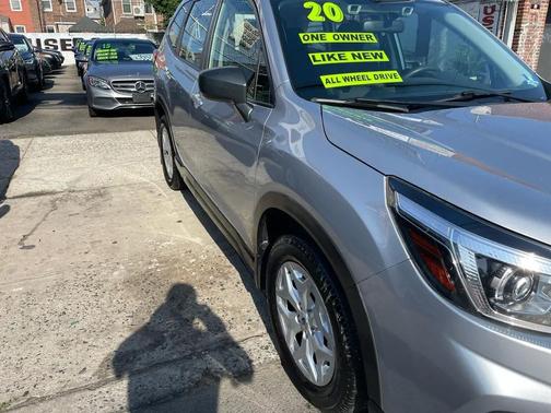 Ice Silver Metallic 2020 Subaru Forester Premium