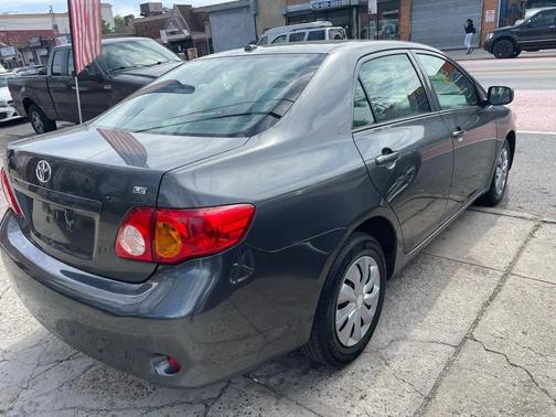 Magnetic Gray Metallic 2010 Toyota Corolla LE