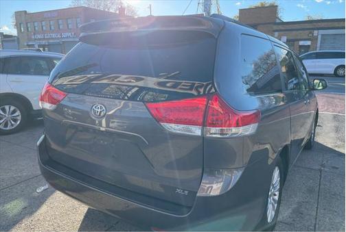 2011 Toyota Sienna Limited