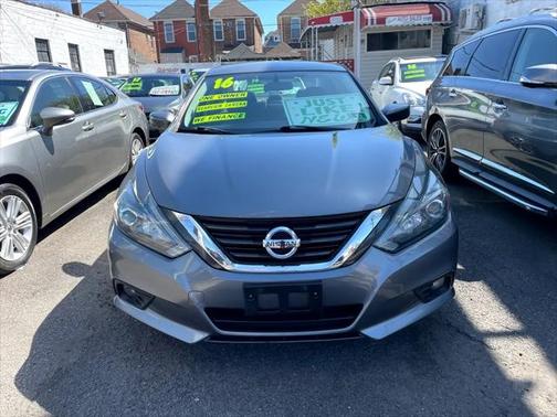 2016 Nissan Altima 2.5 SR