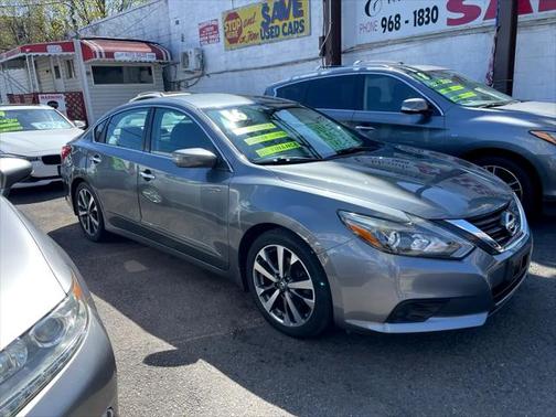 2016 Nissan Altima 2.5 SR