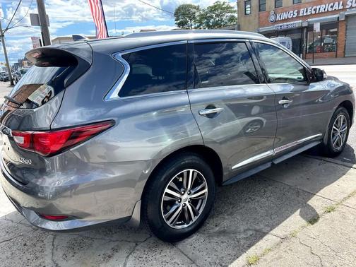2016 INFINITI QX60 Base