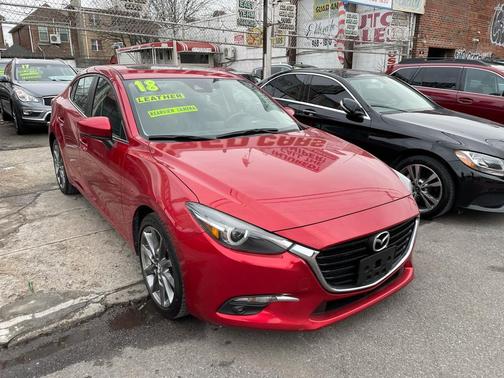 2018 Mazda Mazda3 Grand Touring