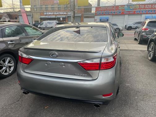 2015 Lexus ES 350 Crafted Line