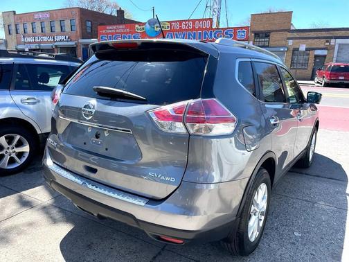 2015 Nissan Rogue SV