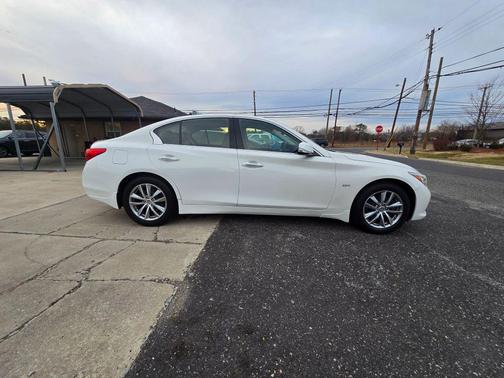 2016 INFINITI Q50 2.0T Premium