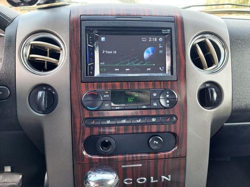 2006 Lincoln Mark LT for sale in Berlin, NJ - image 11