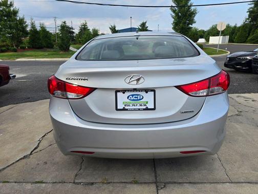 2013 Hyundai ELANTRA Limited