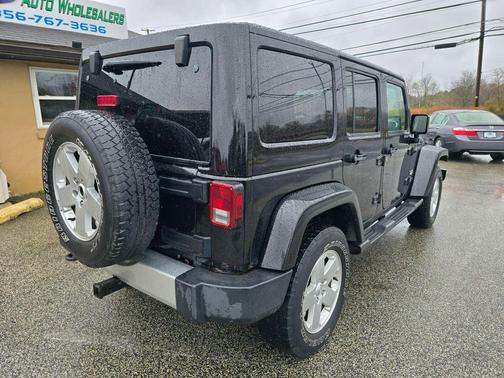 2011 Jeep Wrangler Unlimited Sahara
