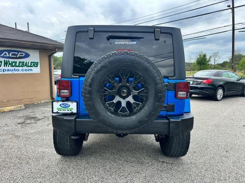 Hydro Blue Pearl Coat 2015 Jeep Wrangler Unlimited Freedom Edition