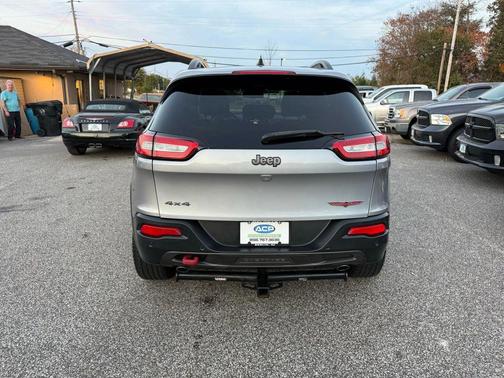 2014 Jeep Cherokee Sport