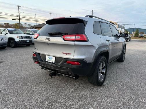 2014 Jeep Cherokee Sport