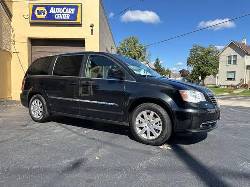 2015 Chrysler Town & Country Touring