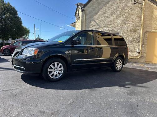 2015 Chrysler Town & Country Touring