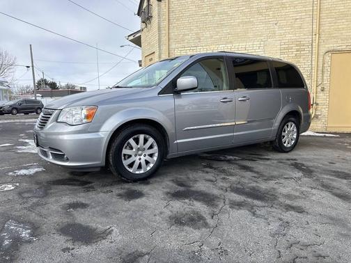 2015 Chrysler Town & Country Touring