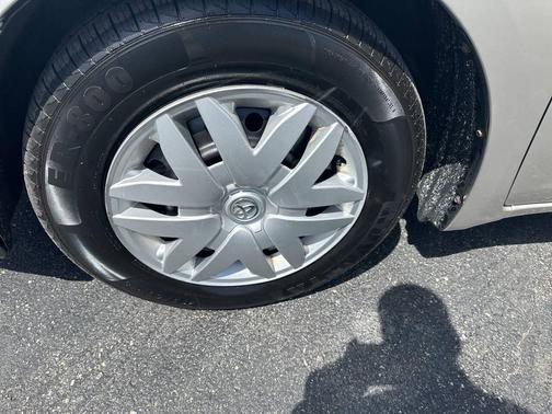 Silver Shadow Pearl 2007 Toyota Sienna LE
