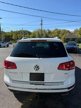 2015 Volkswagen Touareg TDI Executive