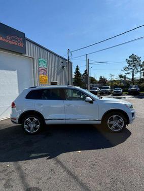 2015 Volkswagen Touareg TDI Executive