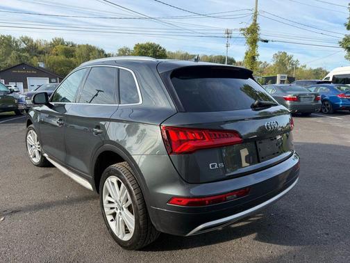 2018 Audi Q5 2.0T Tech Premium