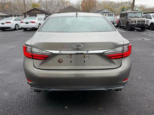2018 Lexus ES 350 Base