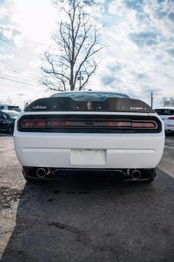2014 Dodge Challenger SRT8 Core
