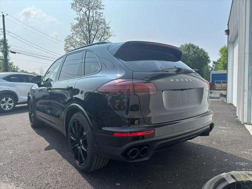 2017 Porsche Cayenne Turbo S