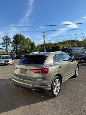2019 Audi Q3 2.0T S line Premium Plus