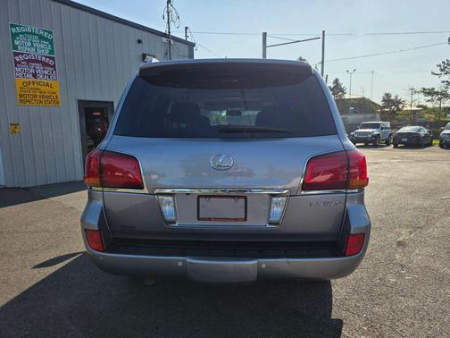 2011 Lexus LX 570 Base