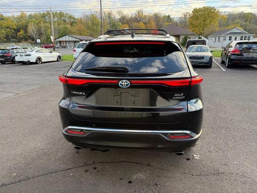 2021 Toyota Venza XLE