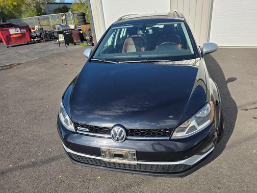 2017 Volkswagen Golf Alltrack TSI SE
