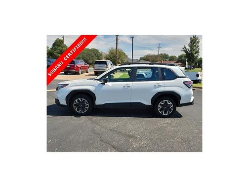 2025 Subaru Forester Base