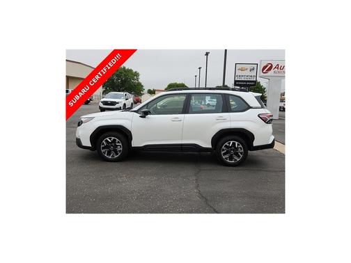 2025 Subaru Forester Base