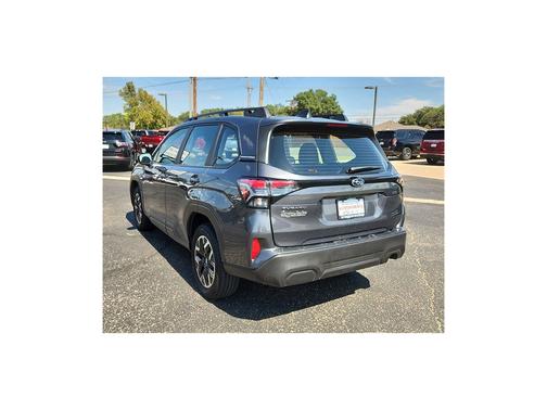 2025 Subaru Forester Base