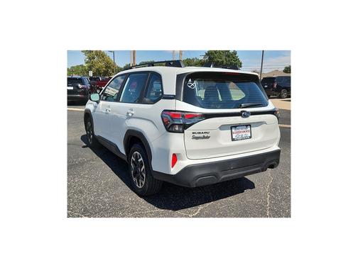 2025 Subaru Forester Base