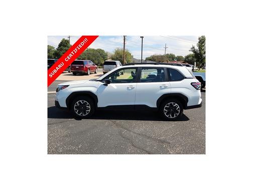 2025 Subaru Forester Base