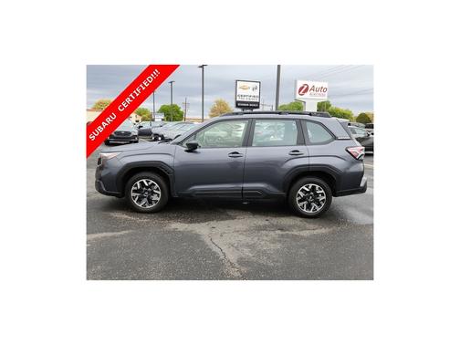 2025 Subaru Forester Base