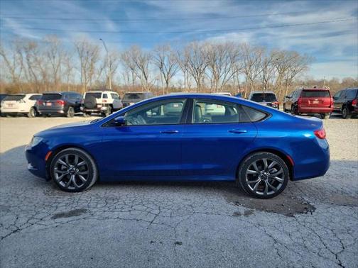 2016 Chrysler 200 S
