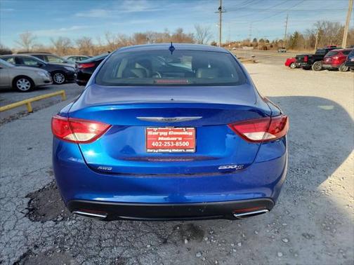 2016 Chrysler 200 S