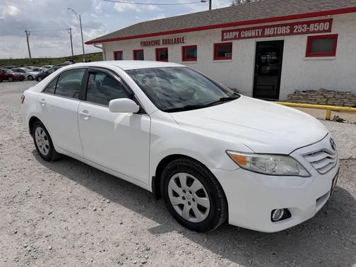 Super White 2010 Toyota Camry LE