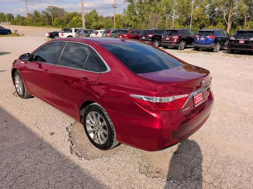 2015 Toyota Camry Hybrid XLE