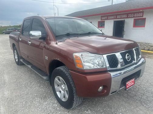 2004 Nissan Titan LE Crew Cab