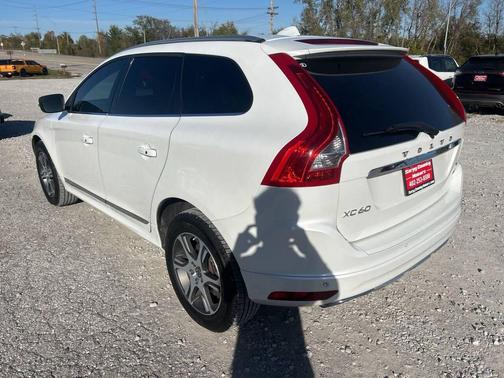 2015 Volvo XC60 T6 Premier Plus