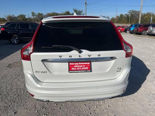 2015 Volvo XC60 T6 Premier Plus