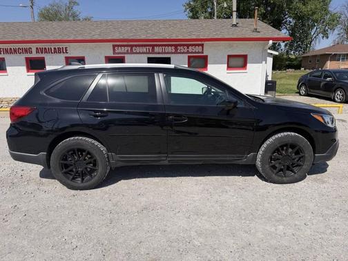 Crystal Black Silica 2017 Subaru Outback 3.6R Touring