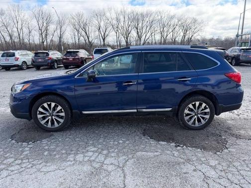 2017 Subaru Outback 2.5i Touring