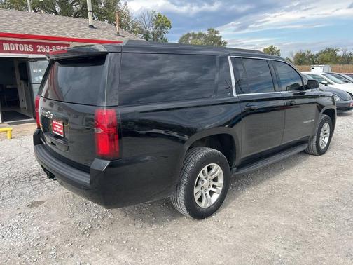 2018 Chevrolet Suburban LT