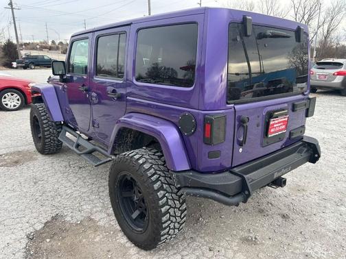 2016 Jeep Wrangler Unlimited Sahara